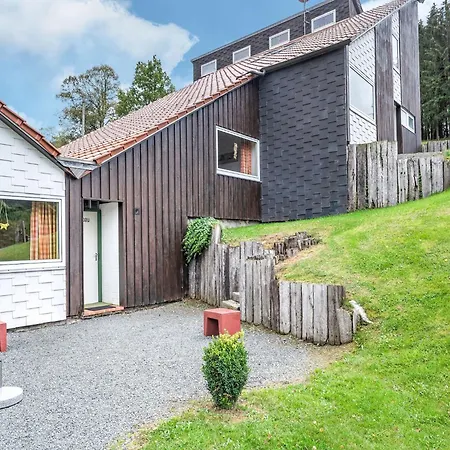 펜션 Cosy In The Hochsauerland With Terrace At The Edge Of The Forest *