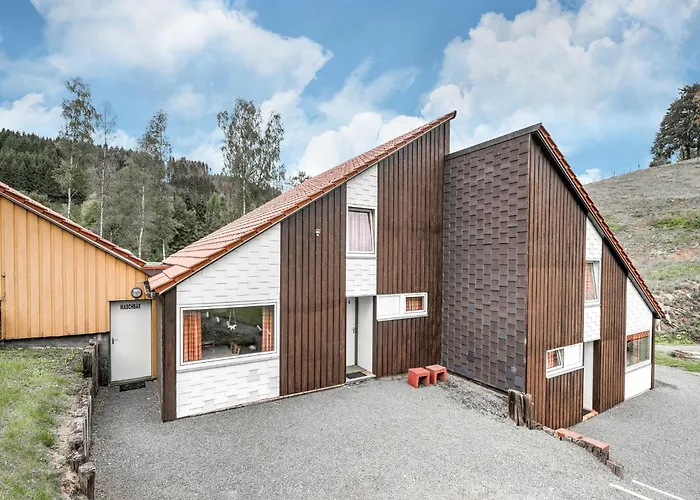 Cosy In The Hochsauerland With Terrace At The Edge Of The Forest Vakantiehuis